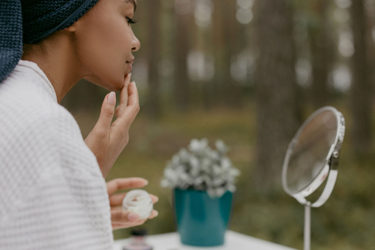 Rutina de skincare corta: ¿por qué menos pasos pueden ser mejores?
