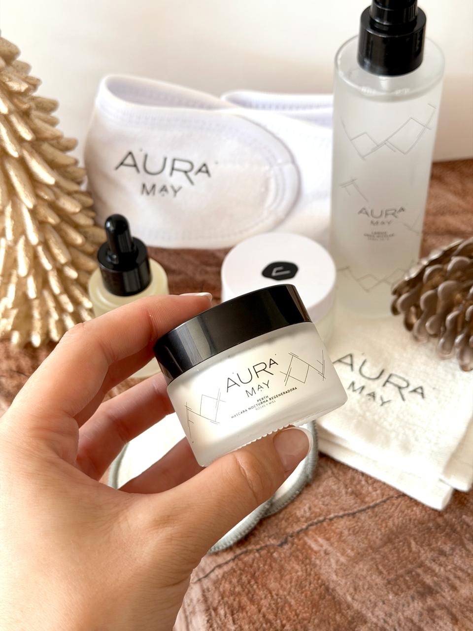 Pack Navideño Quatro 20% OFF + Ritual Limpieza Aura May